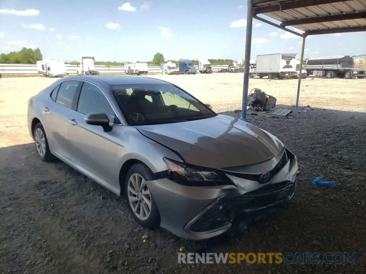 1 Photograph of a damaged car 4T1C11AK1MU521500 TOYOTA CAMRY 2021