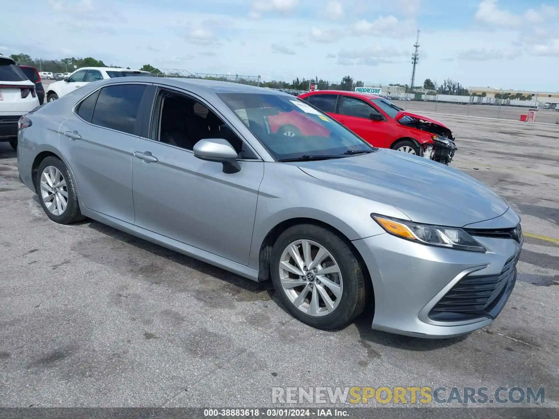 1 Photograph of a damaged car 4T1C11AK1MU536207 TOYOTA CAMRY 2021