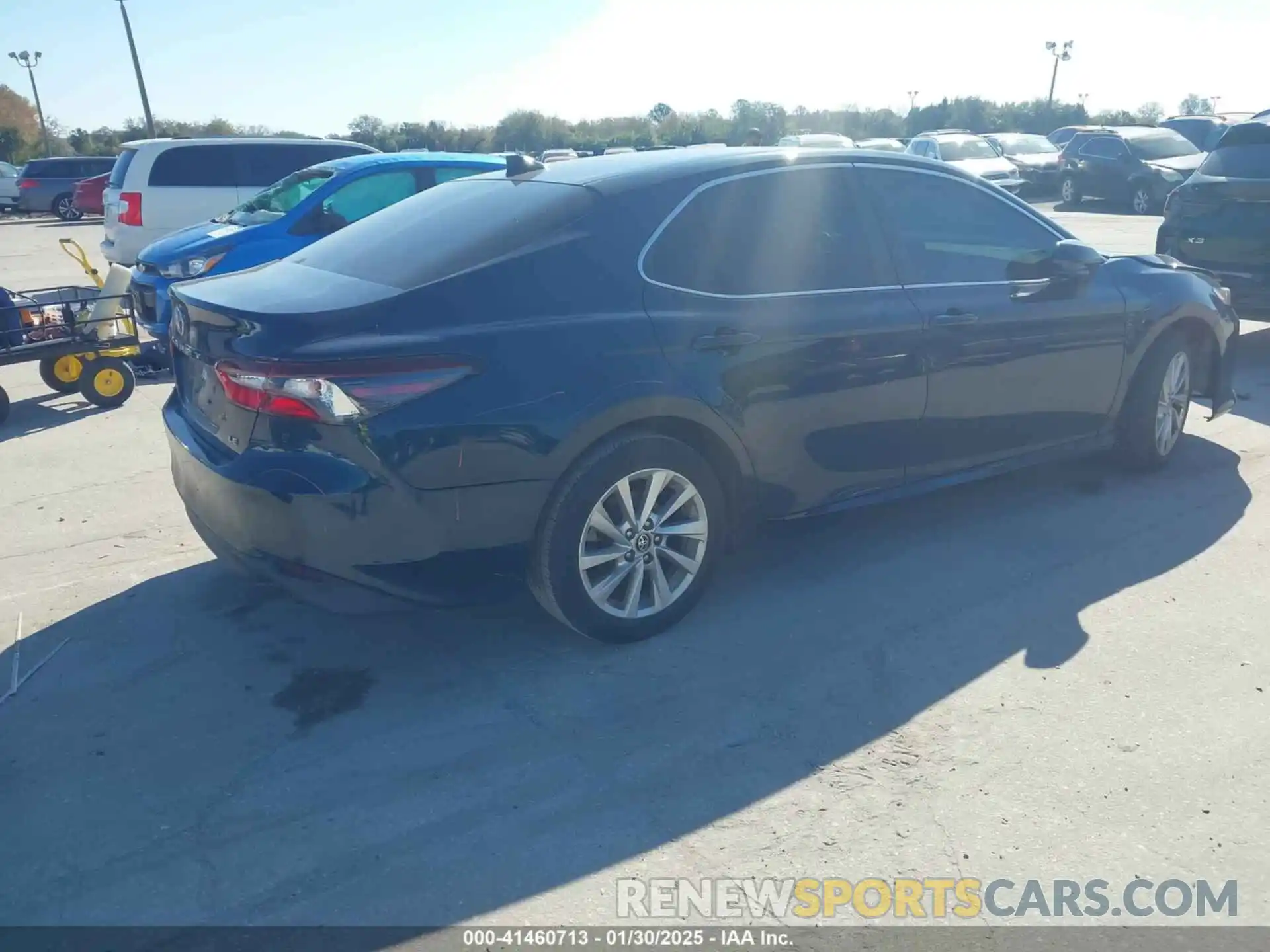 4 Photograph of a damaged car 4T1C11AK1MU545148 TOYOTA CAMRY 2021