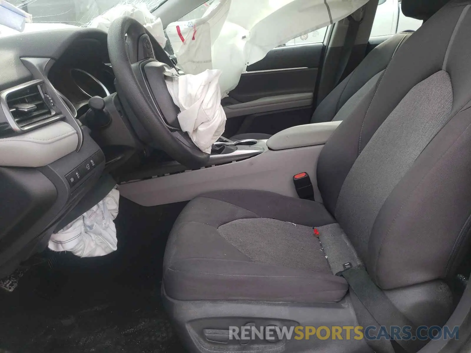 5 Photograph of a damaged car 4T1C11AK1MU552892 TOYOTA CAMRY 2021