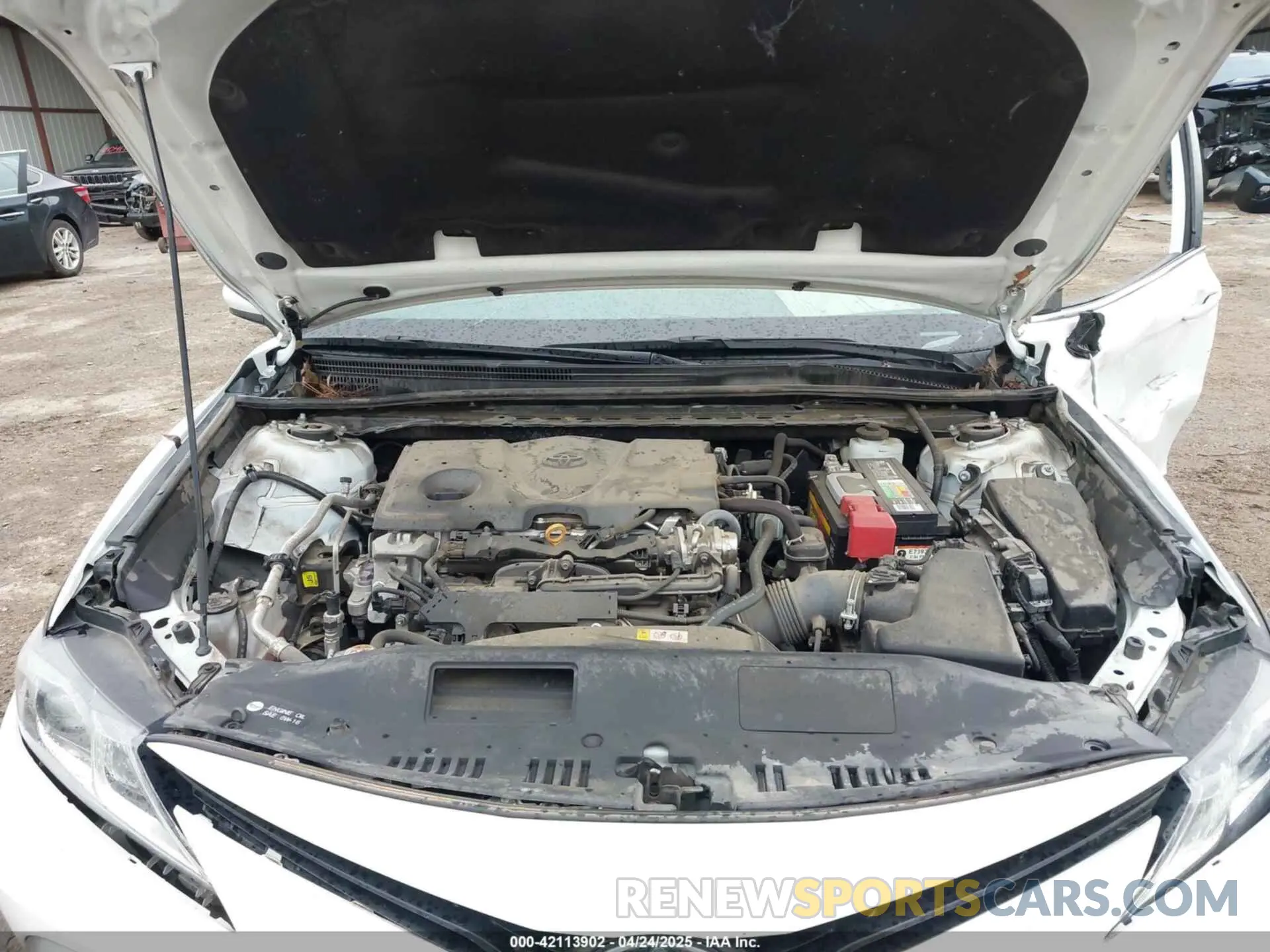 10 Photograph of a damaged car 4T1C11AK1MU557526 TOYOTA CAMRY 2021