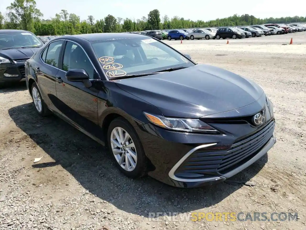 1 Photograph of a damaged car 4T1C11AK1MU577470 TOYOTA CAMRY 2021