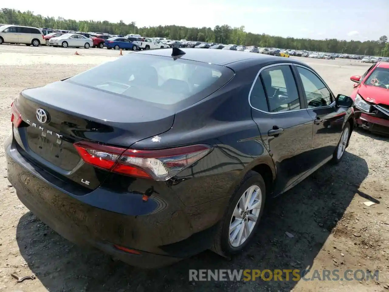 4 Photograph of a damaged car 4T1C11AK1MU577470 TOYOTA CAMRY 2021