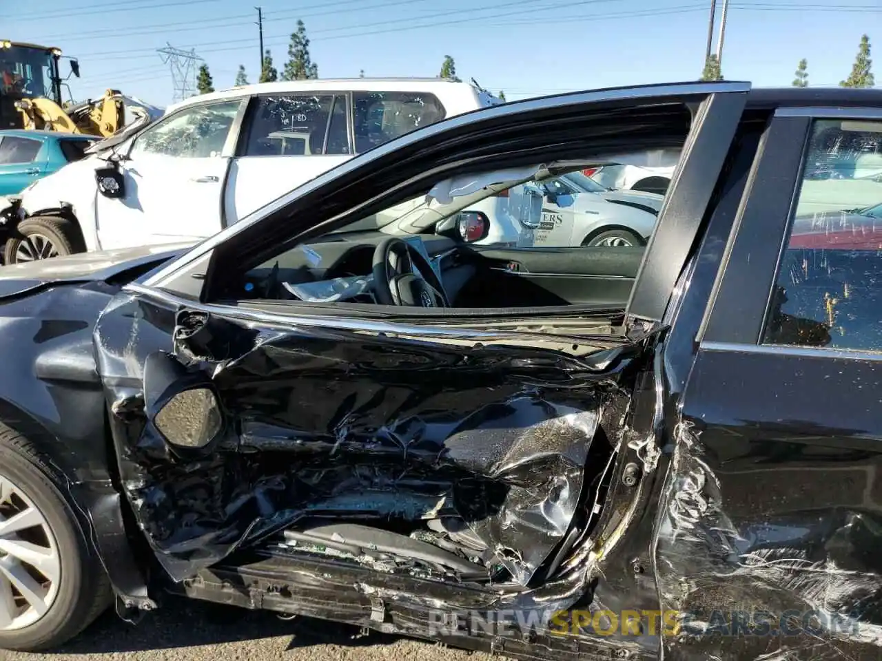 7 Photograph of a damaged car 4T1C11AK1MU597282 TOYOTA CAMRY 2021