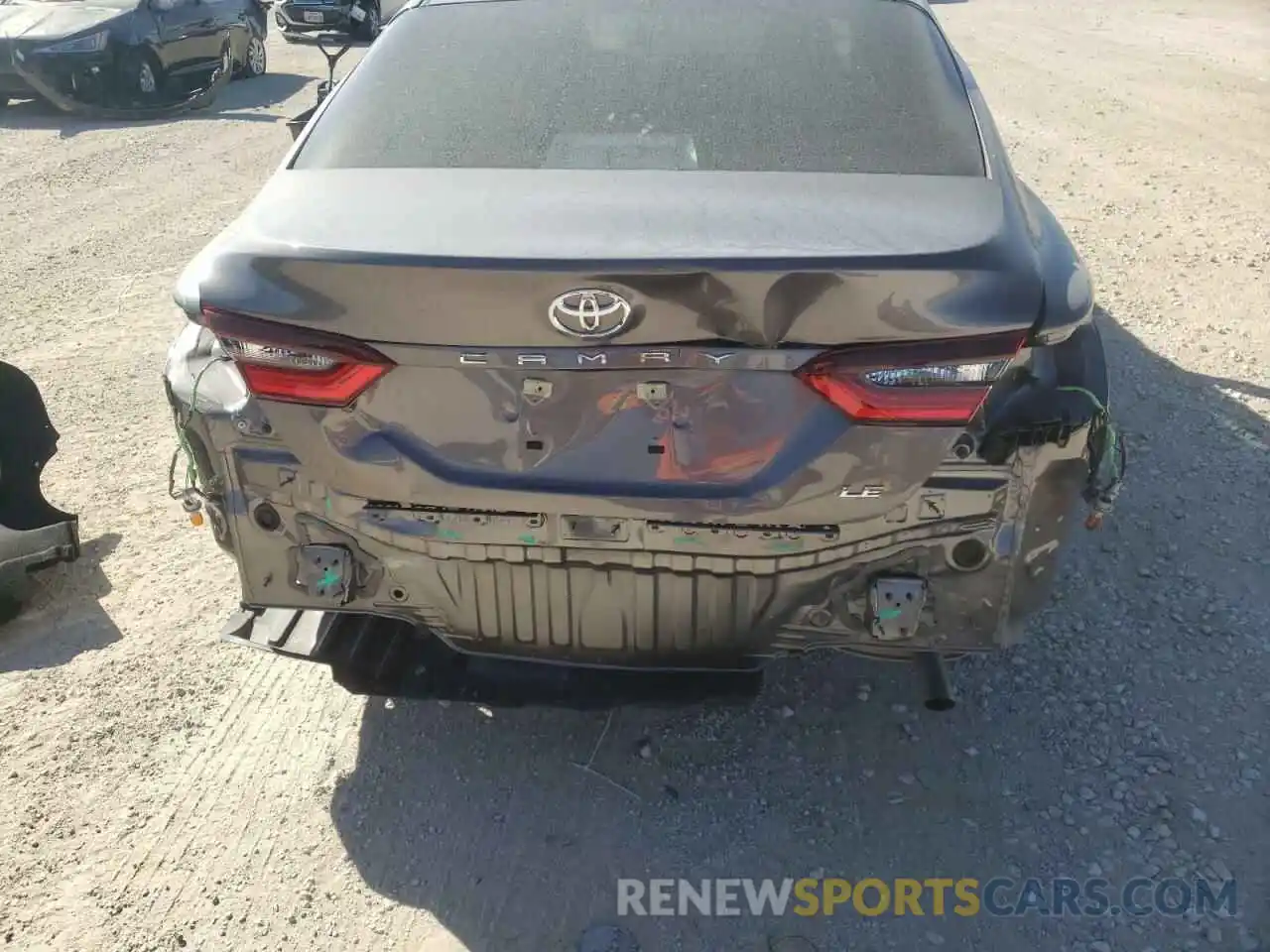 9 Photograph of a damaged car 4T1C11AK1MU598612 TOYOTA CAMRY 2021