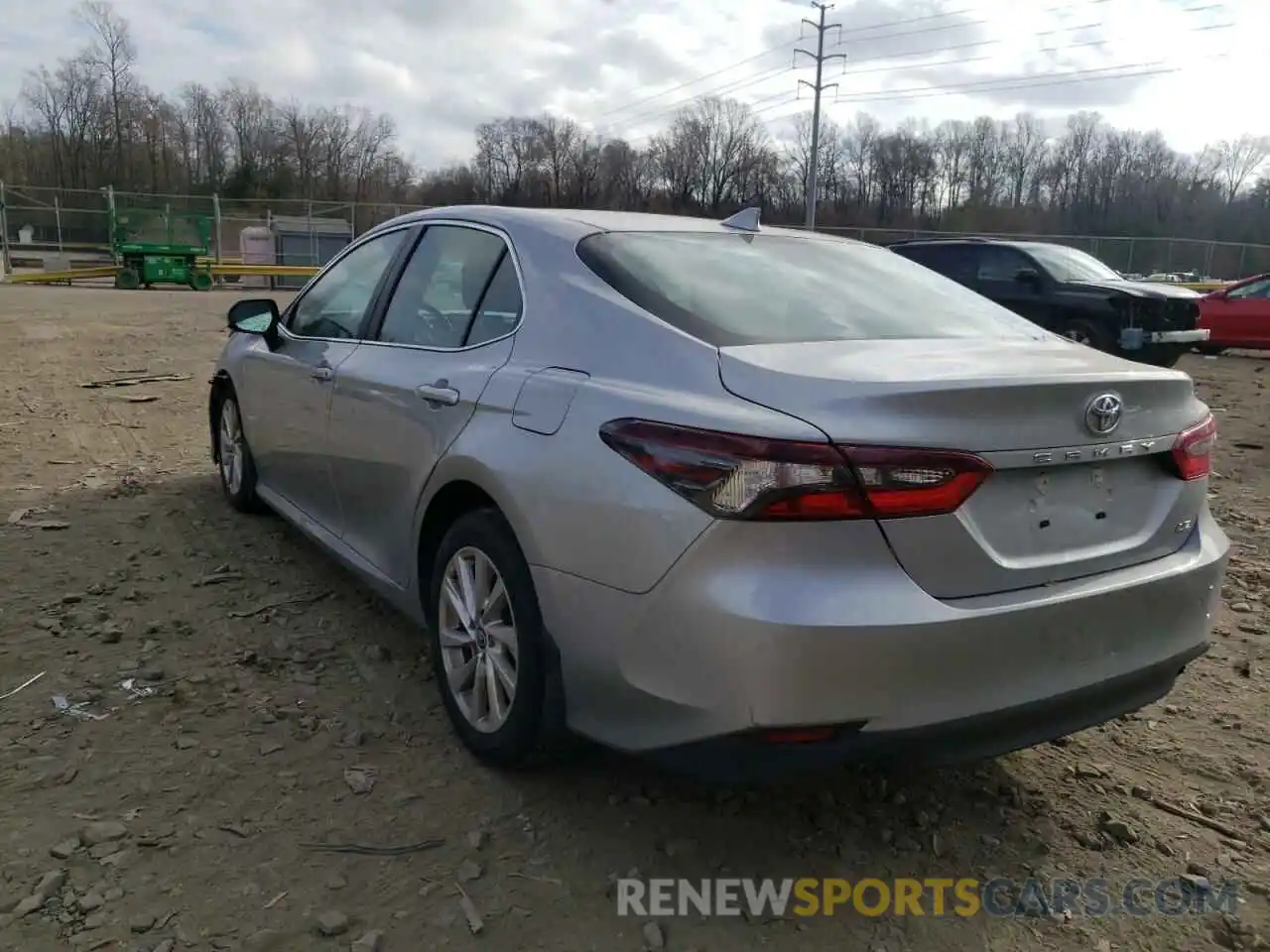 3 Photograph of a damaged car 4T1C11AK2MU437640 TOYOTA CAMRY 2021