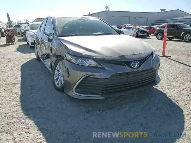 11 Photograph of a damaged car 4T1C11AK2MU453417 TOYOTA CAMRY 2021
