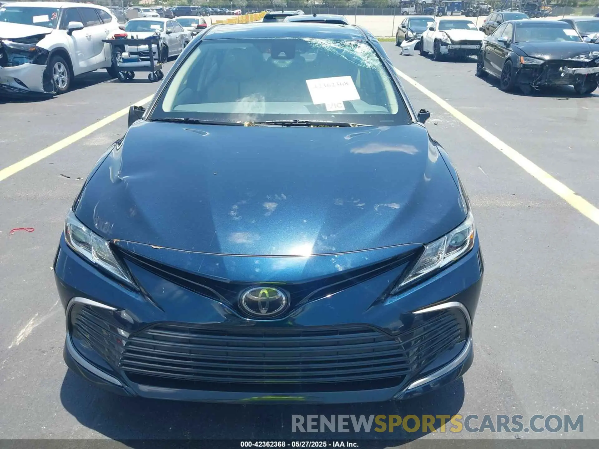 12 Photograph of a damaged car 4T1C11AK2MU455202 TOYOTA CAMRY 2021