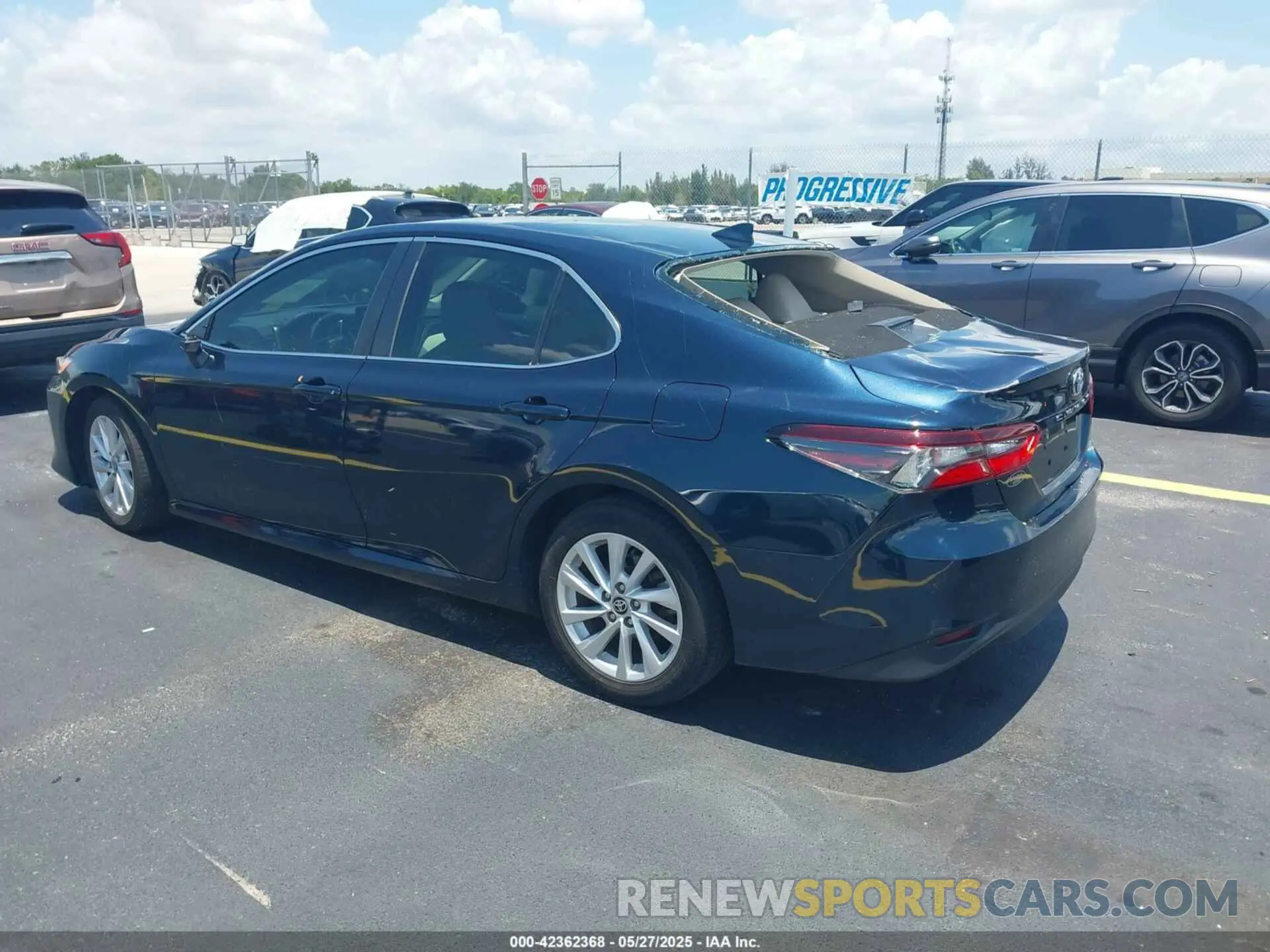 3 Photograph of a damaged car 4T1C11AK2MU455202 TOYOTA CAMRY 2021