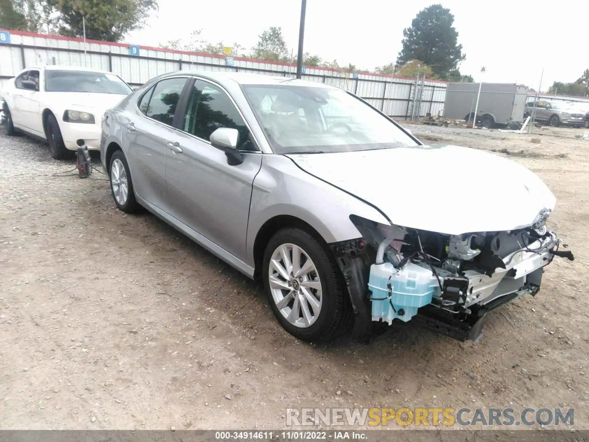 1 Photograph of a damaged car 4T1C11AK2MU456785 TOYOTA CAMRY 2021