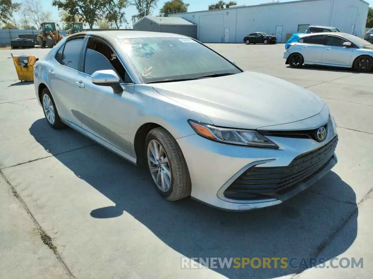 1 Photograph of a damaged car 4T1C11AK2MU461310 TOYOTA CAMRY 2021