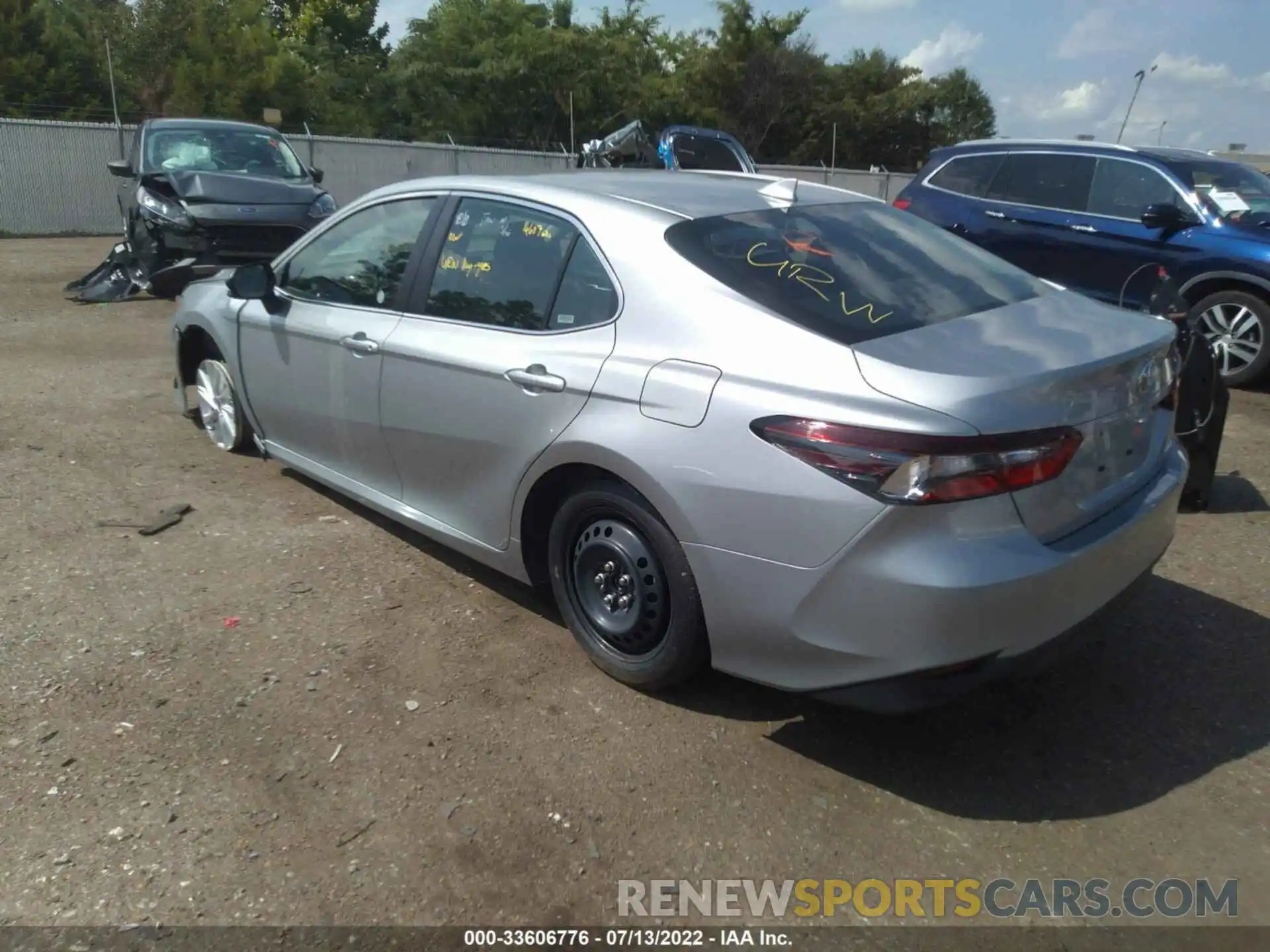 3 Photograph of a damaged car 4T1C11AK2MU467401 TOYOTA CAMRY 2021