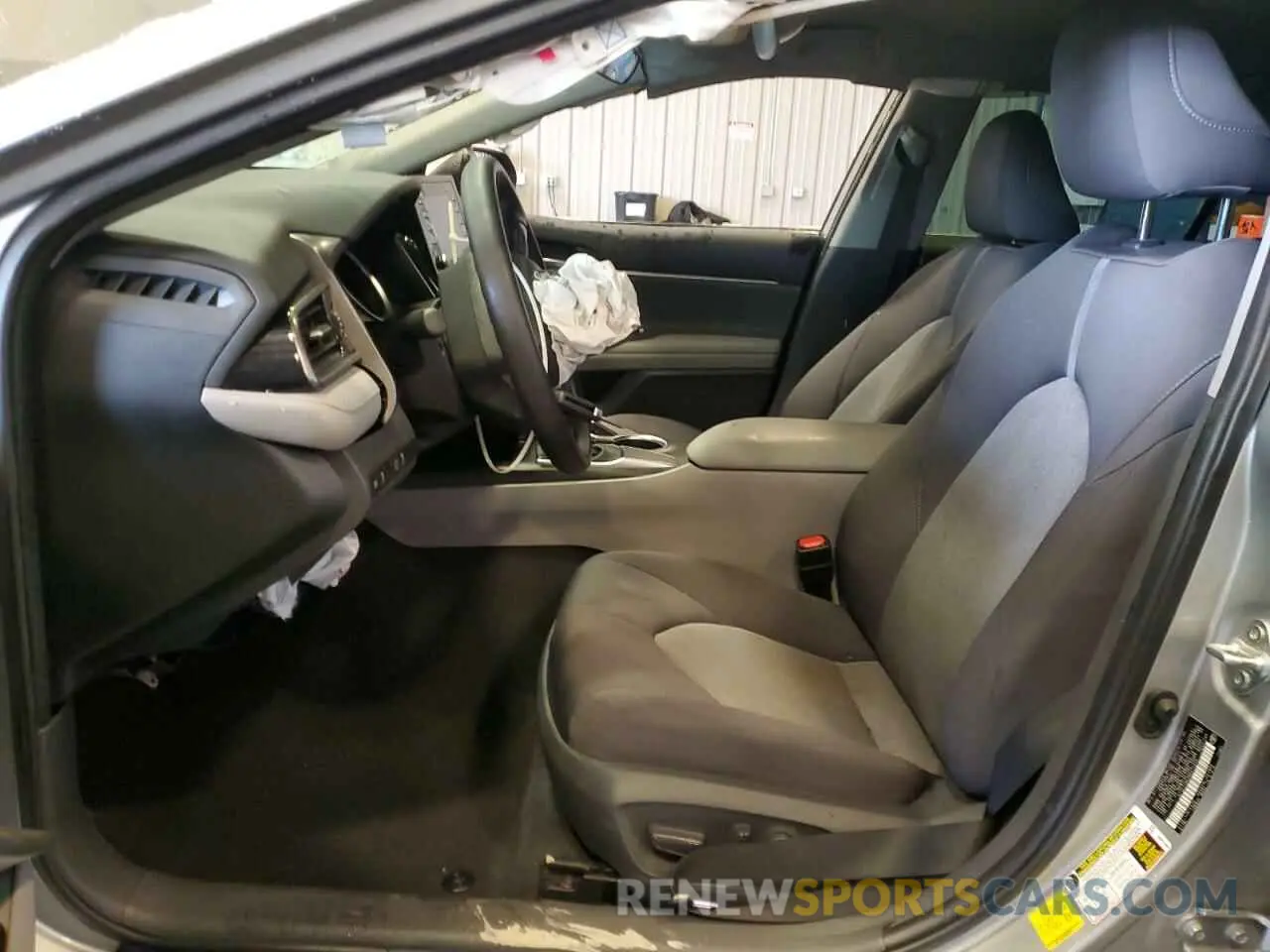7 Photograph of a damaged car 4T1C11AK2MU475322 TOYOTA CAMRY 2021