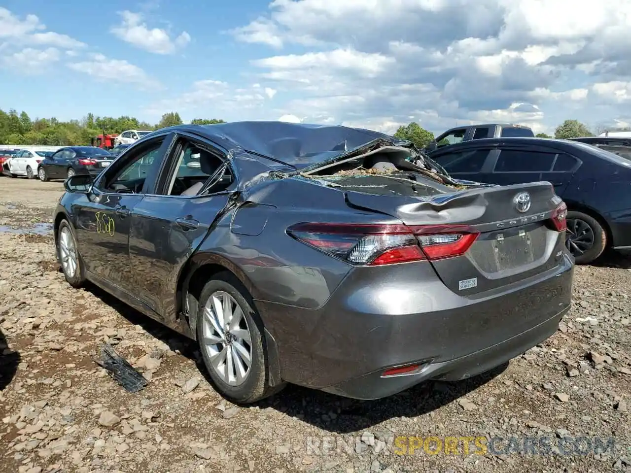 3 Photograph of a damaged car 4T1C11AK2MU517570 TOYOTA CAMRY 2021