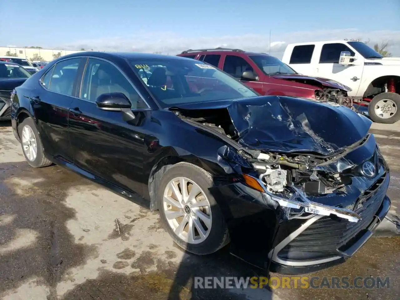 4 Photograph of a damaged car 4T1C11AK2MU544011 TOYOTA CAMRY 2021