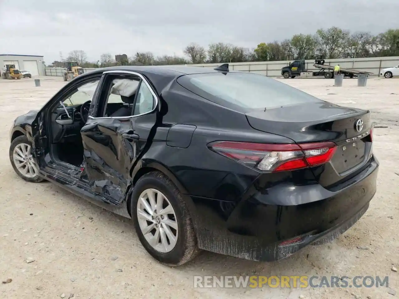 2 Photograph of a damaged car 4T1C11AK2MU554084 TOYOTA CAMRY 2021