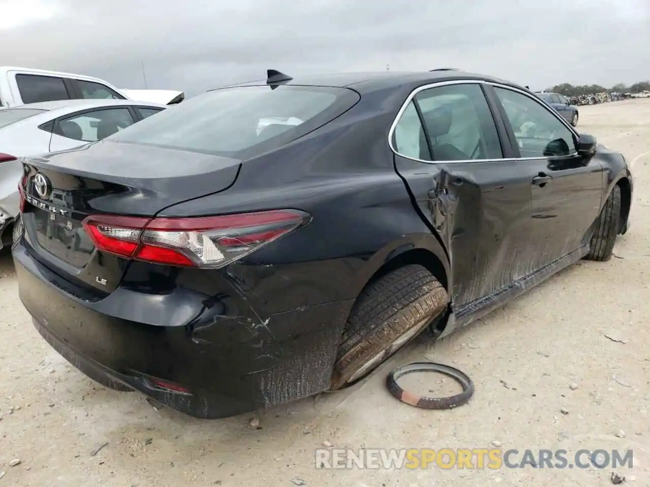 3 Photograph of a damaged car 4T1C11AK2MU554084 TOYOTA CAMRY 2021