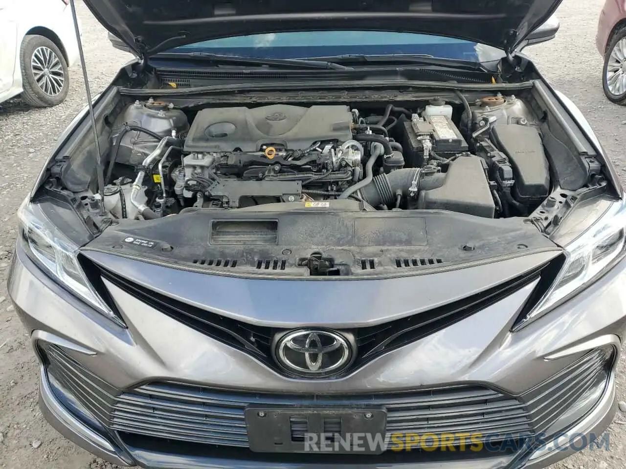 11 Photograph of a damaged car 4T1C11AK2MU560614 TOYOTA CAMRY 2021