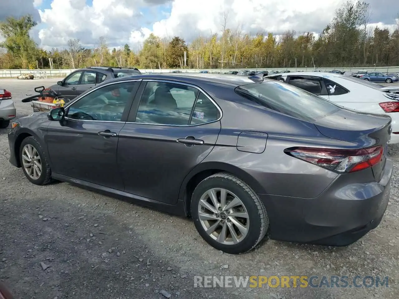 2 Photograph of a damaged car 4T1C11AK2MU560614 TOYOTA CAMRY 2021
