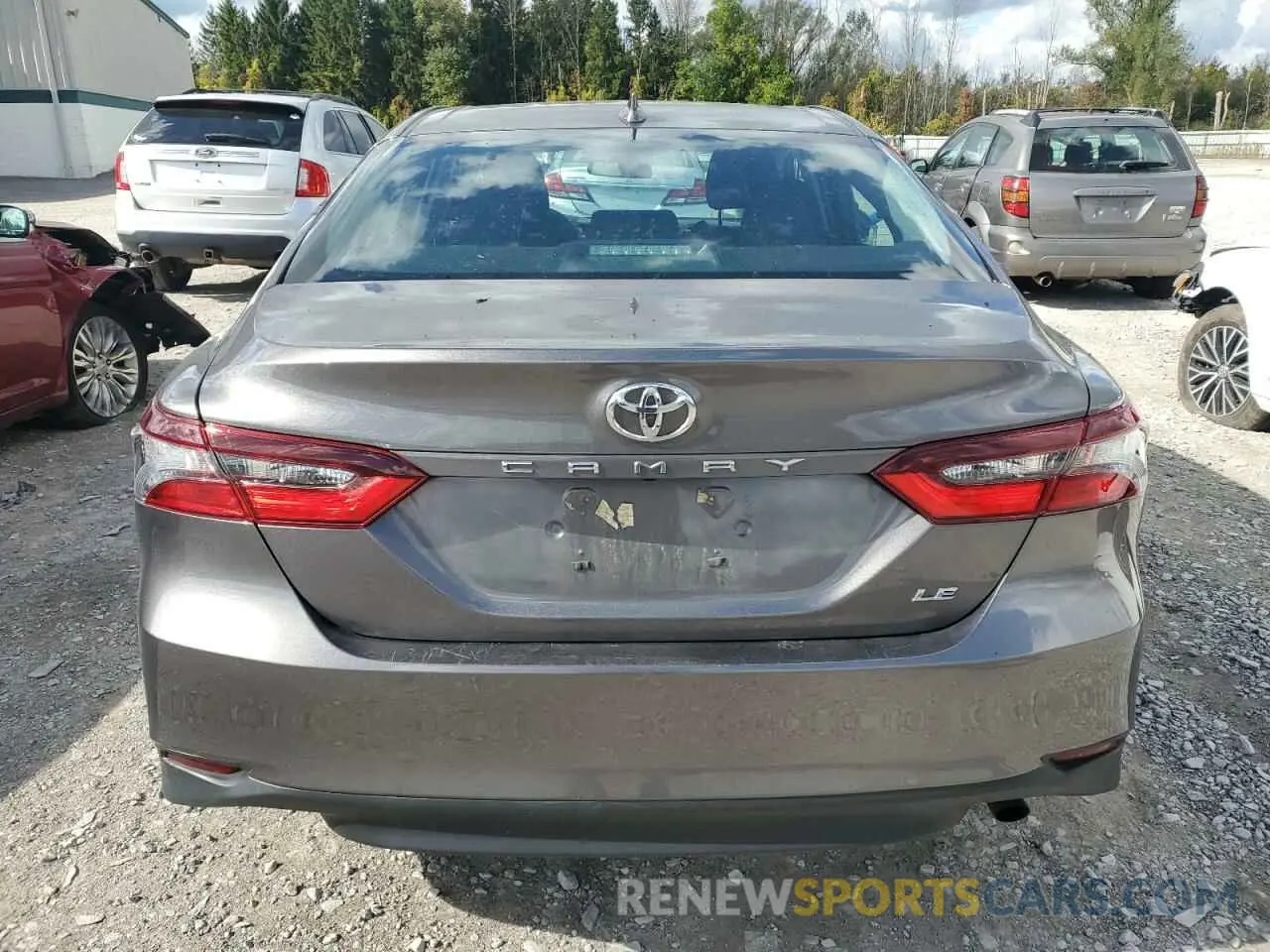 6 Photograph of a damaged car 4T1C11AK2MU560614 TOYOTA CAMRY 2021