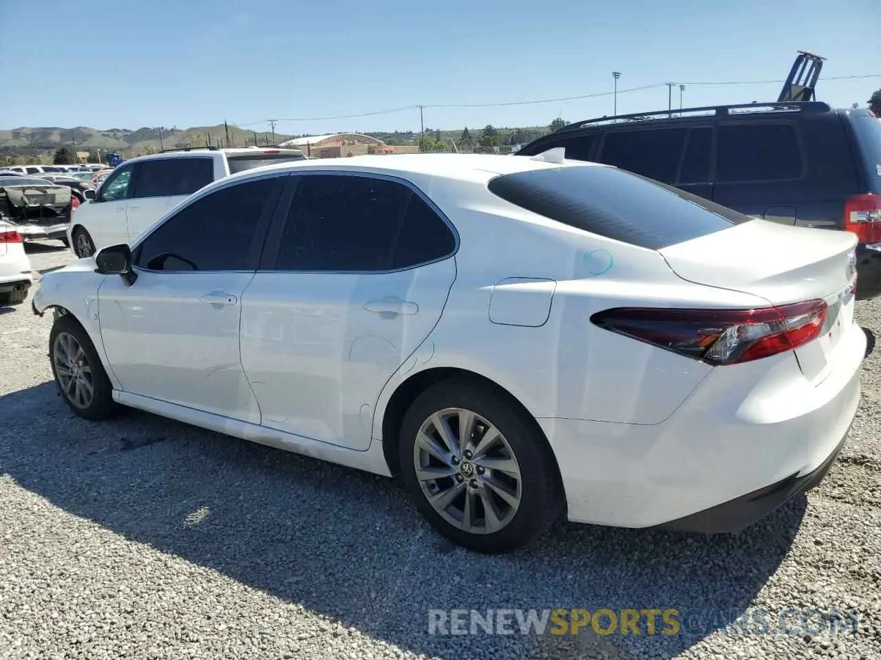 2 Photograph of a damaged car 4T1C11AK2MU563240 TOYOTA CAMRY 2021