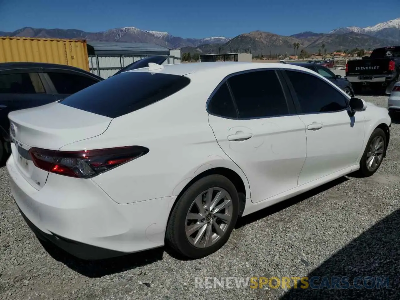 3 Photograph of a damaged car 4T1C11AK2MU563240 TOYOTA CAMRY 2021
