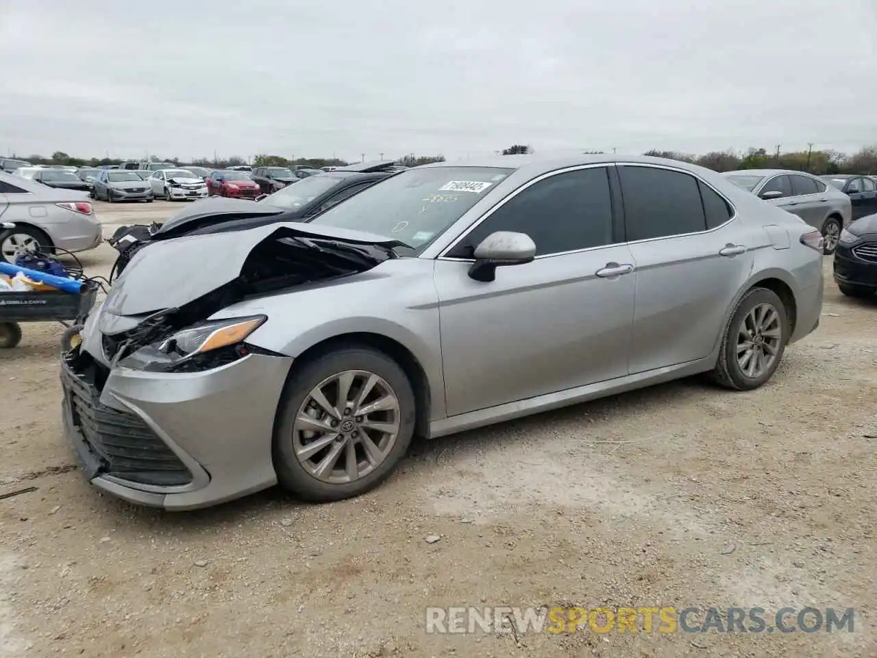 1 Photograph of a damaged car 4T1C11AK2MU568387 TOYOTA CAMRY 2021