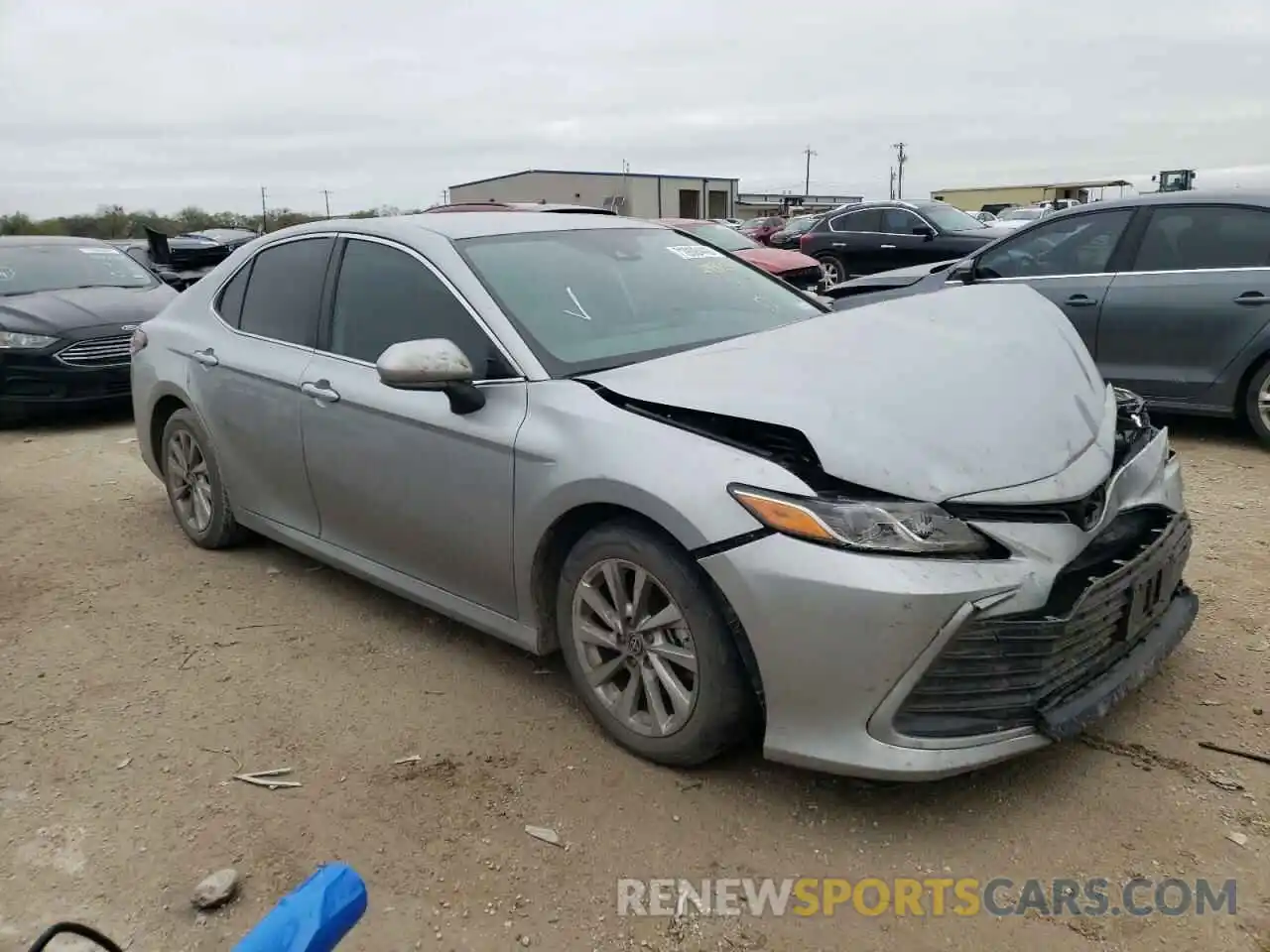 4 Photograph of a damaged car 4T1C11AK2MU568387 TOYOTA CAMRY 2021