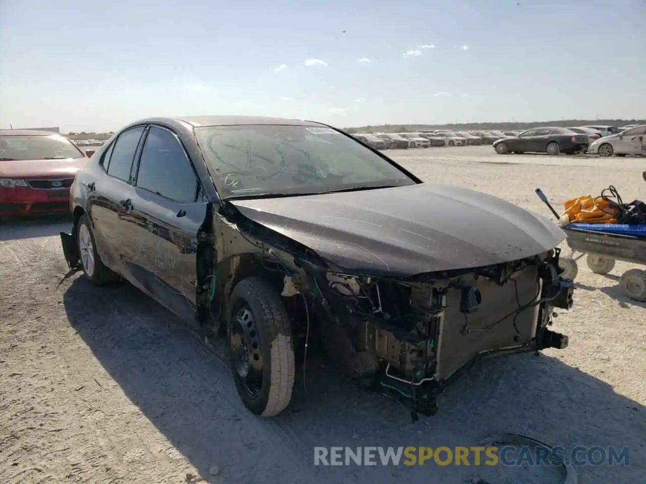 1 Photograph of a damaged car 4T1C11AK2MU574805 TOYOTA CAMRY 2021