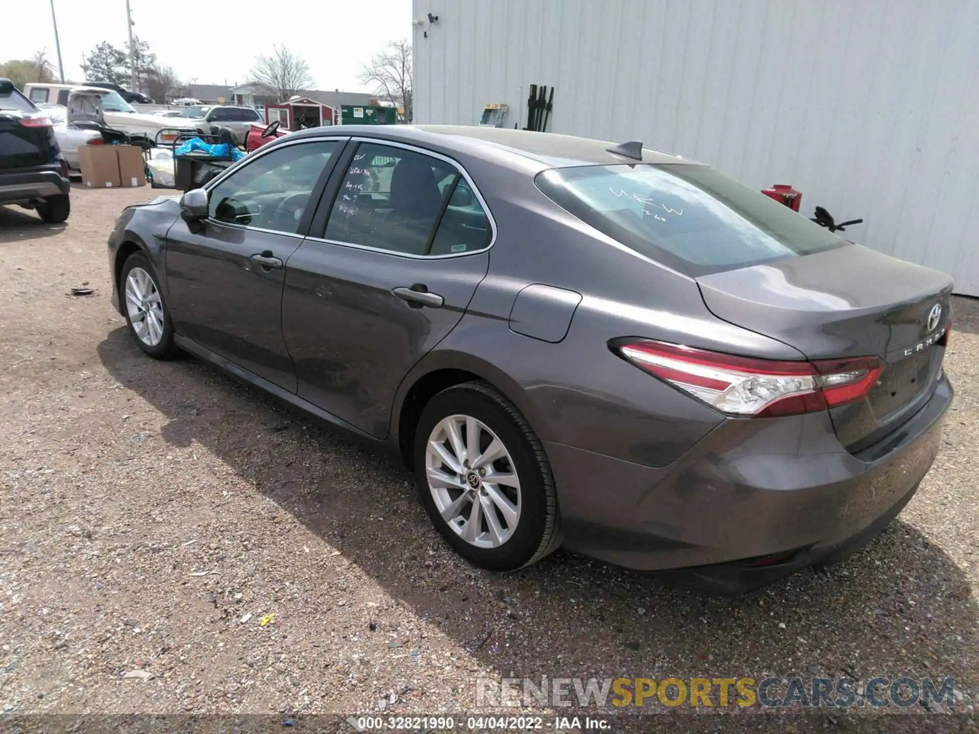 3 Photograph of a damaged car 4T1C11AK2MU589840 TOYOTA CAMRY 2021