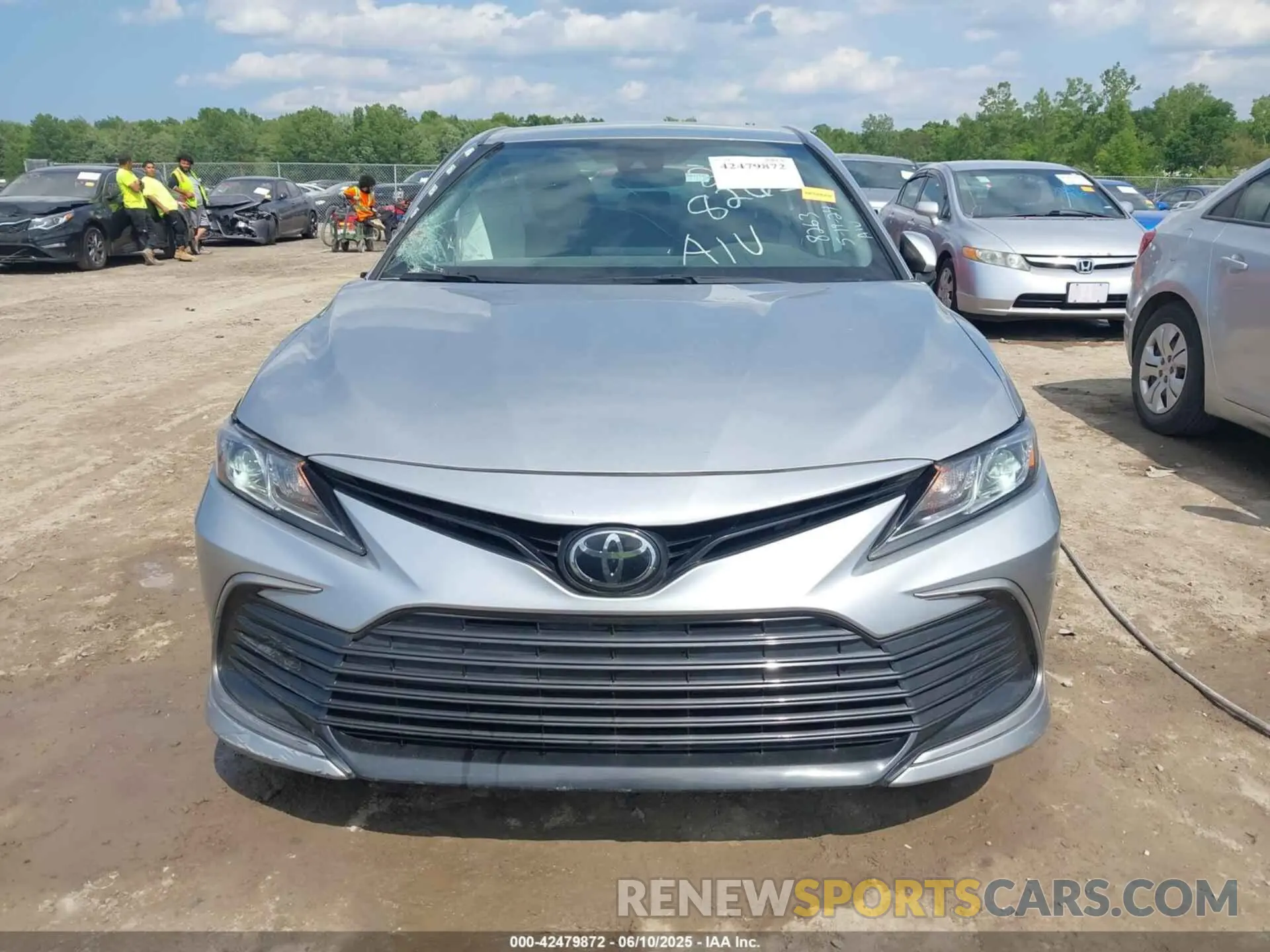 12 Photograph of a damaged car 4T1C11AK2MU601579 TOYOTA CAMRY 2021