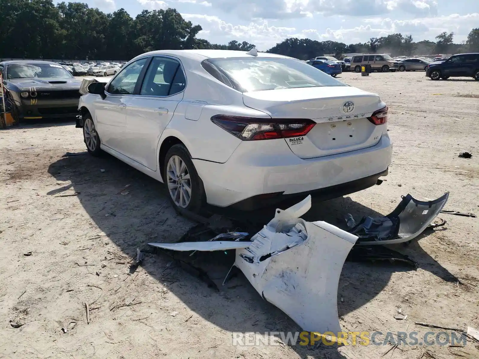 3 Photograph of a damaged car 4T1C11AK2MU608726 TOYOTA CAMRY 2021