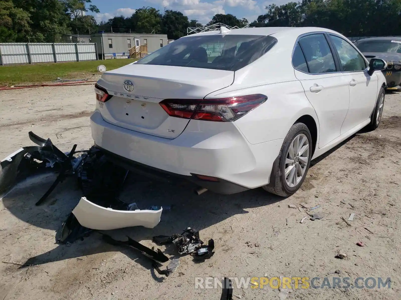 4 Photograph of a damaged car 4T1C11AK2MU608726 TOYOTA CAMRY 2021