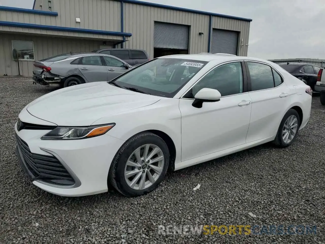 1 Photograph of a damaged car 4T1C11AK3MU405084 TOYOTA CAMRY 2021