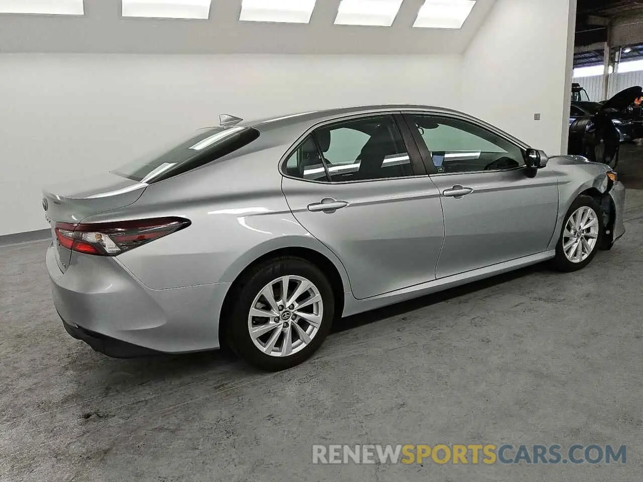 3 Photograph of a damaged car 4T1C11AK3MU426534 TOYOTA CAMRY 2021