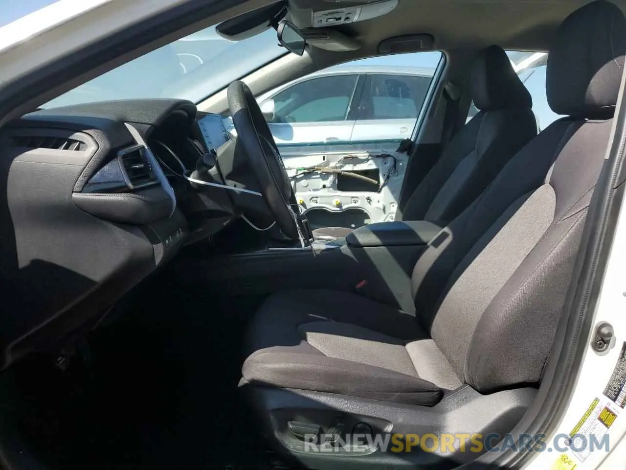 7 Photograph of a damaged car 4T1C11AK3MU443060 TOYOTA CAMRY 2021