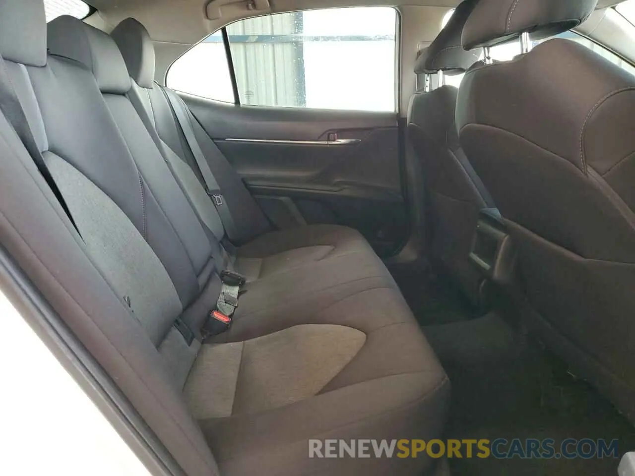10 Photograph of a damaged car 4T1C11AK3MU454186 TOYOTA CAMRY 2021