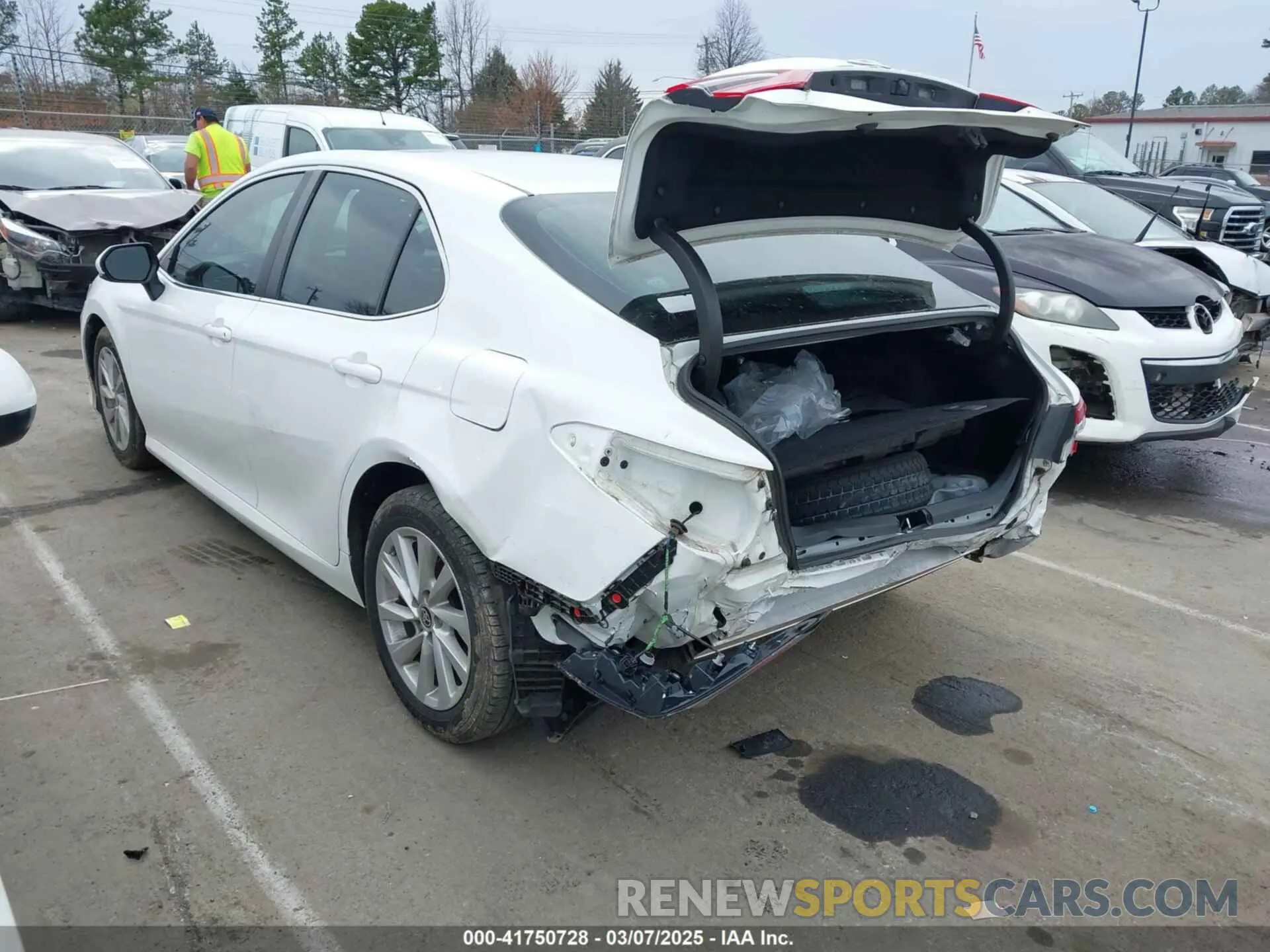 3 Photograph of a damaged car 4T1C11AK3MU457038 TOYOTA CAMRY 2021
