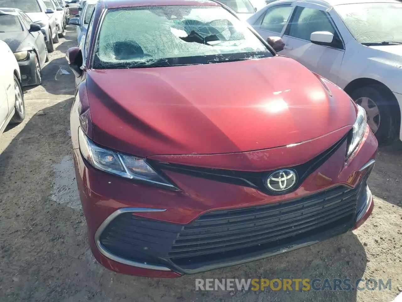 5 Photograph of a damaged car 4T1C11AK3MU457783 TOYOTA CAMRY 2021