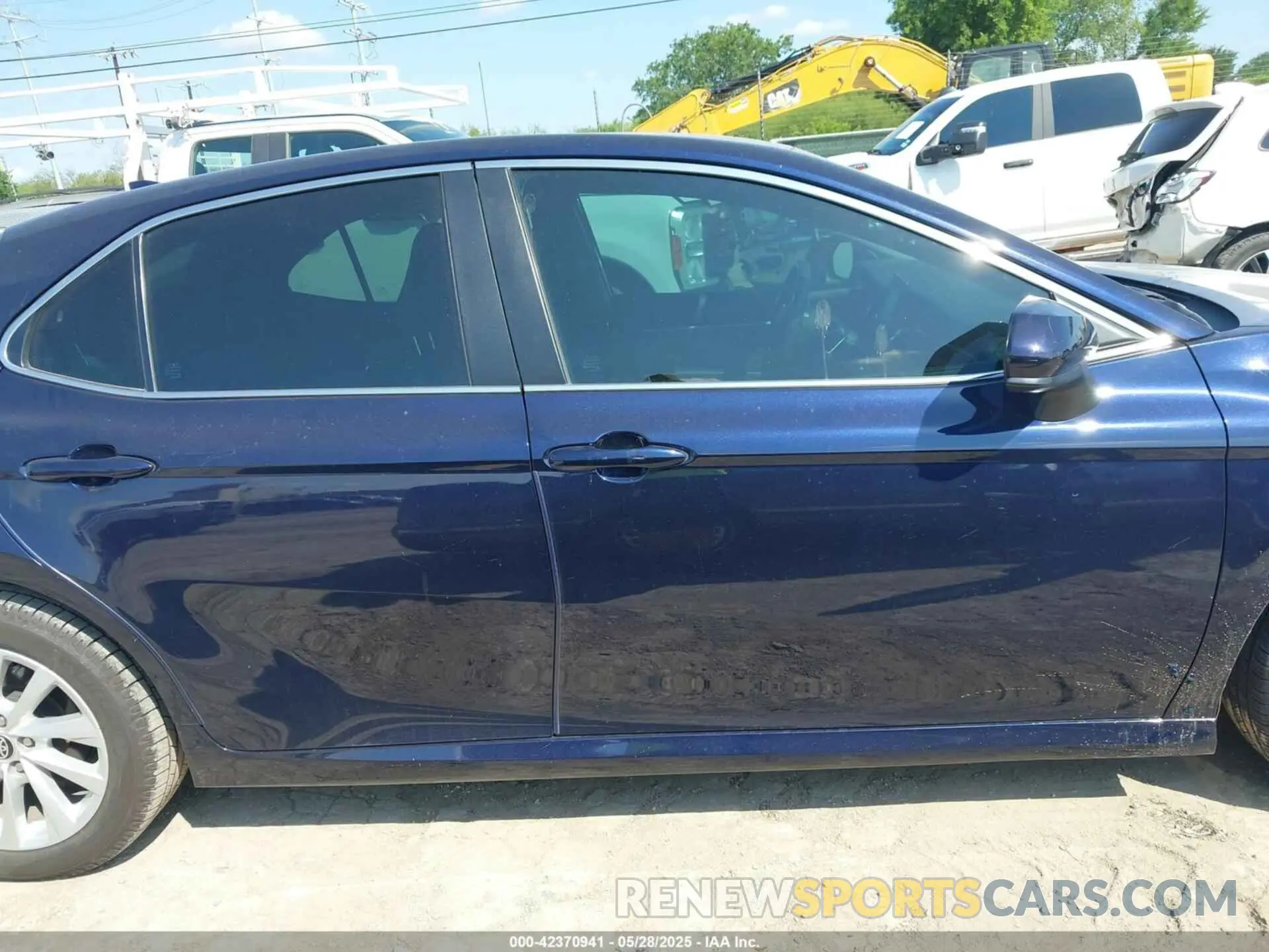 13 Photograph of a damaged car 4T1C11AK3MU488757 TOYOTA CAMRY 2021