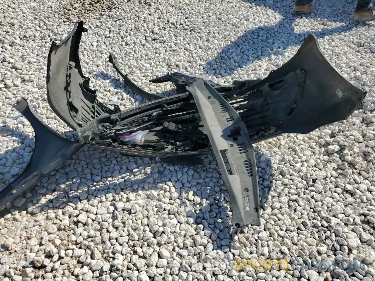 14 Photograph of a damaged car 4T1C11AK3MU517450 TOYOTA CAMRY 2021
