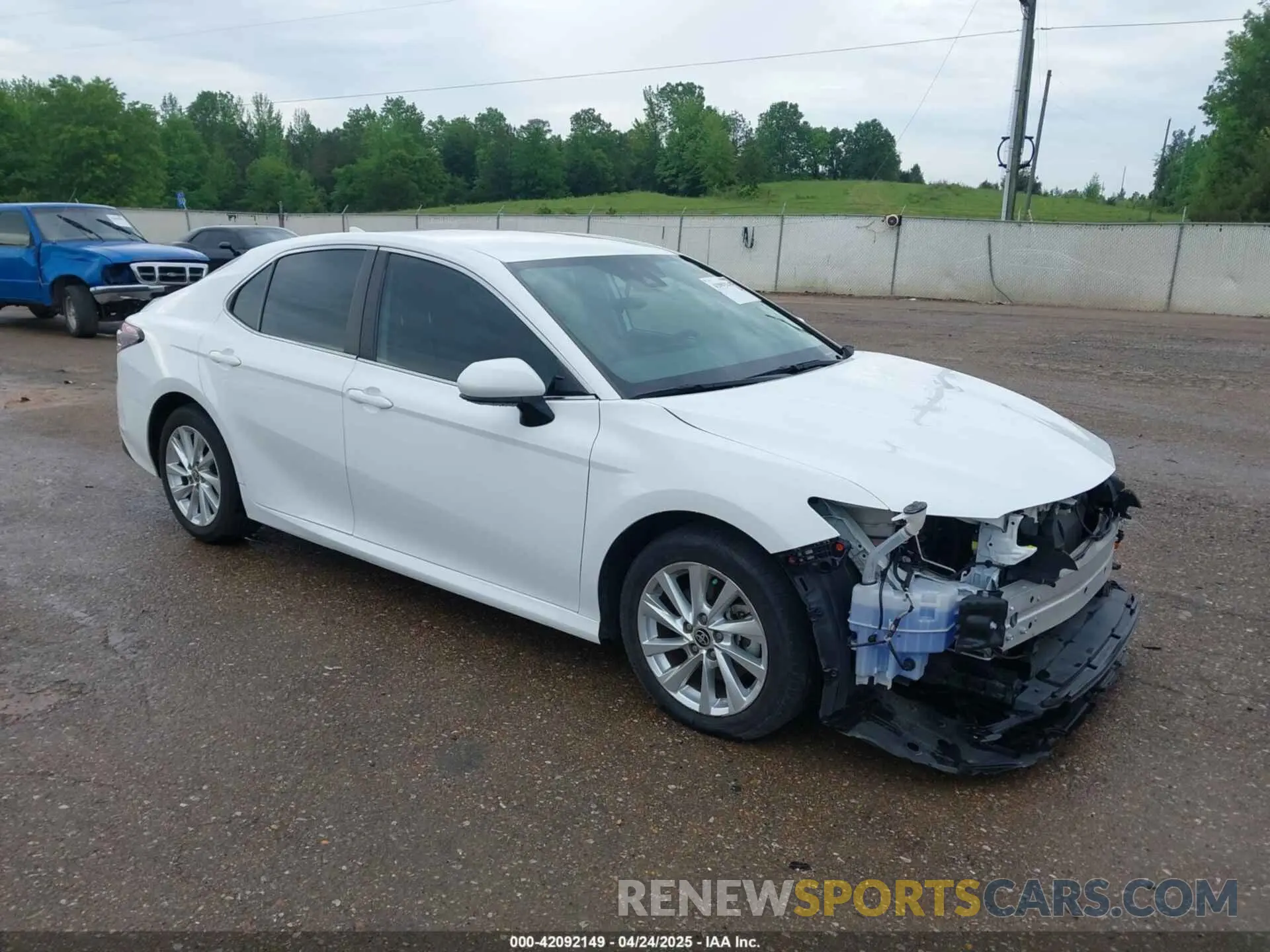 1 Photograph of a damaged car 4T1C11AK3MU545250 TOYOTA CAMRY 2021