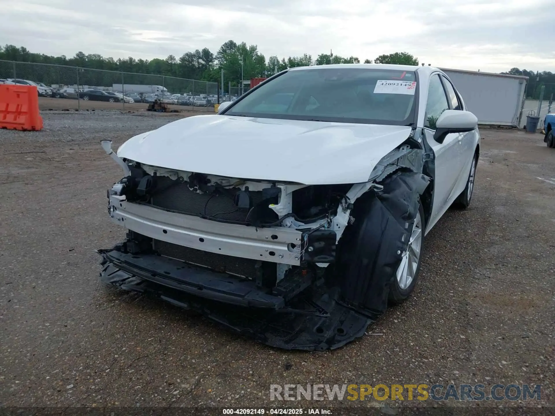 6 Photograph of a damaged car 4T1C11AK3MU545250 TOYOTA CAMRY 2021