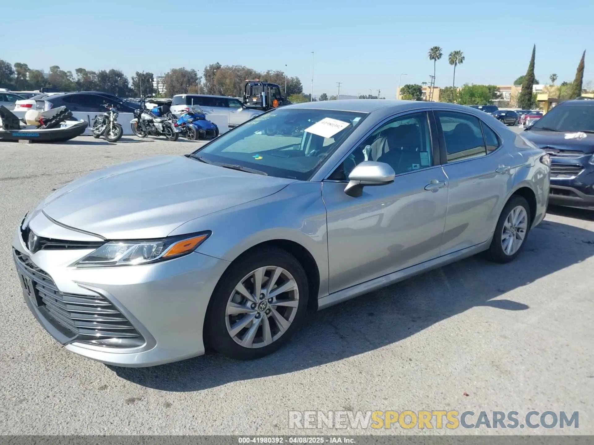 15 Photograph of a damaged car 4T1C11AK3MU549928 TOYOTA CAMRY 2021