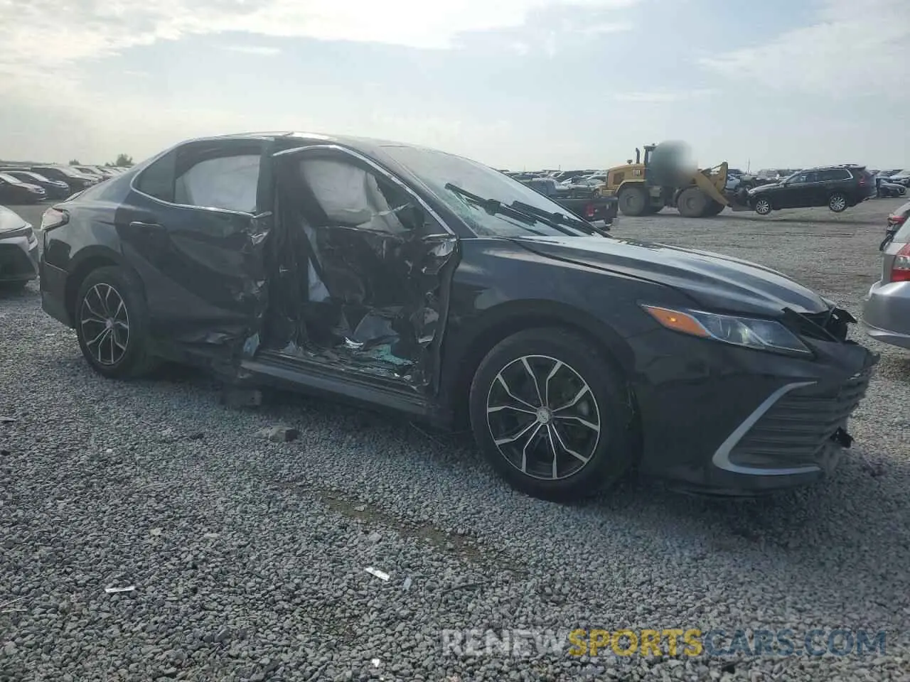 4 Photograph of a damaged car 4T1C11AK3MU592715 TOYOTA CAMRY 2021