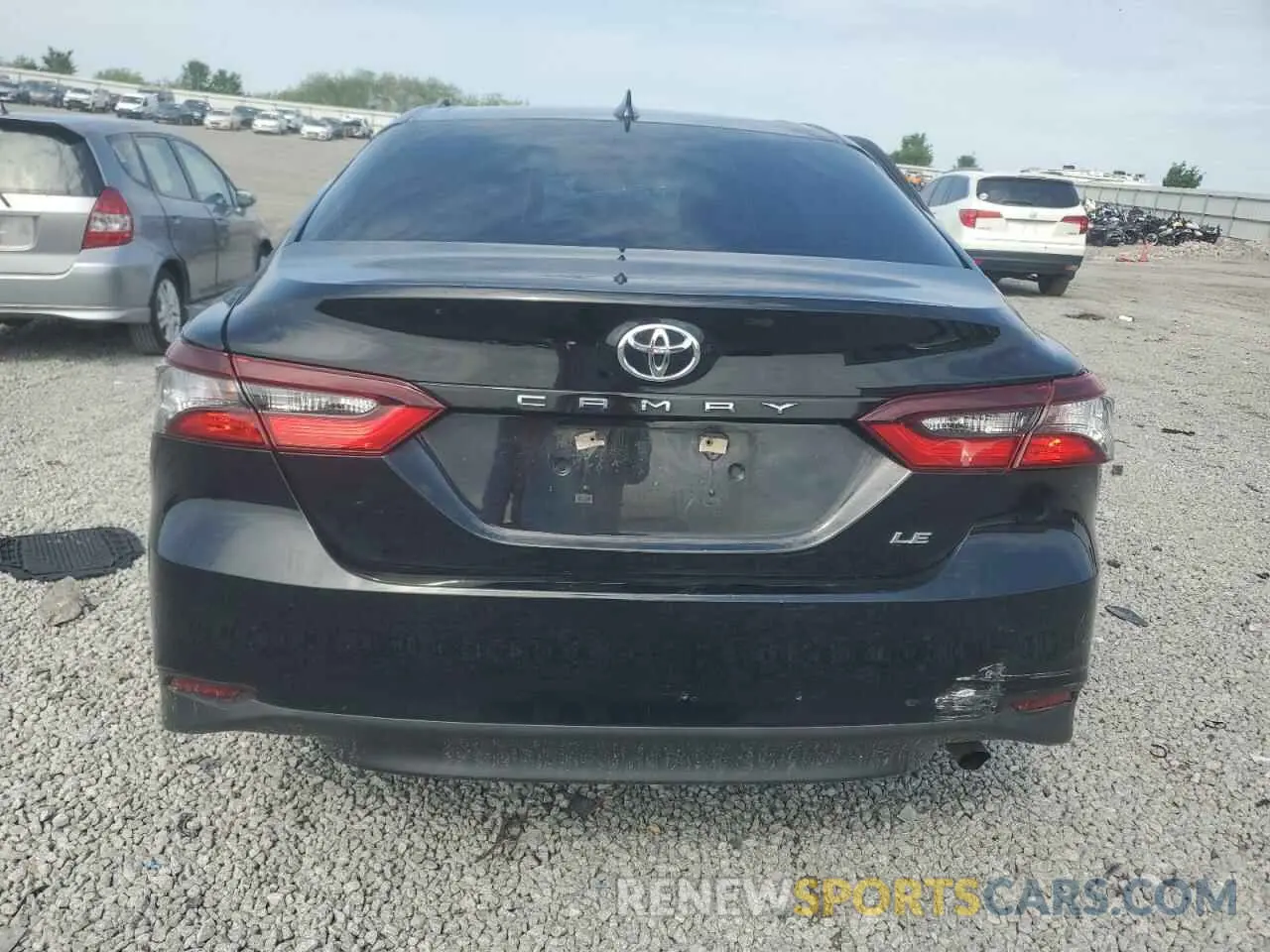 6 Photograph of a damaged car 4T1C11AK3MU592715 TOYOTA CAMRY 2021