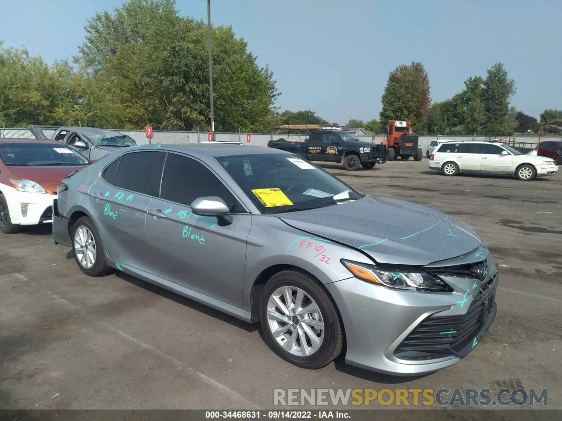 1 Photograph of a damaged car 4T1C11AK3MU593248 TOYOTA CAMRY 2021