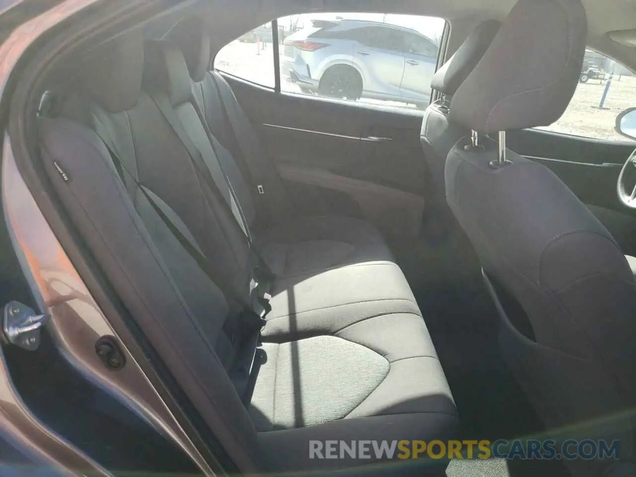 10 Photograph of a damaged car 4T1C11AK3MU598627 TOYOTA CAMRY 2021