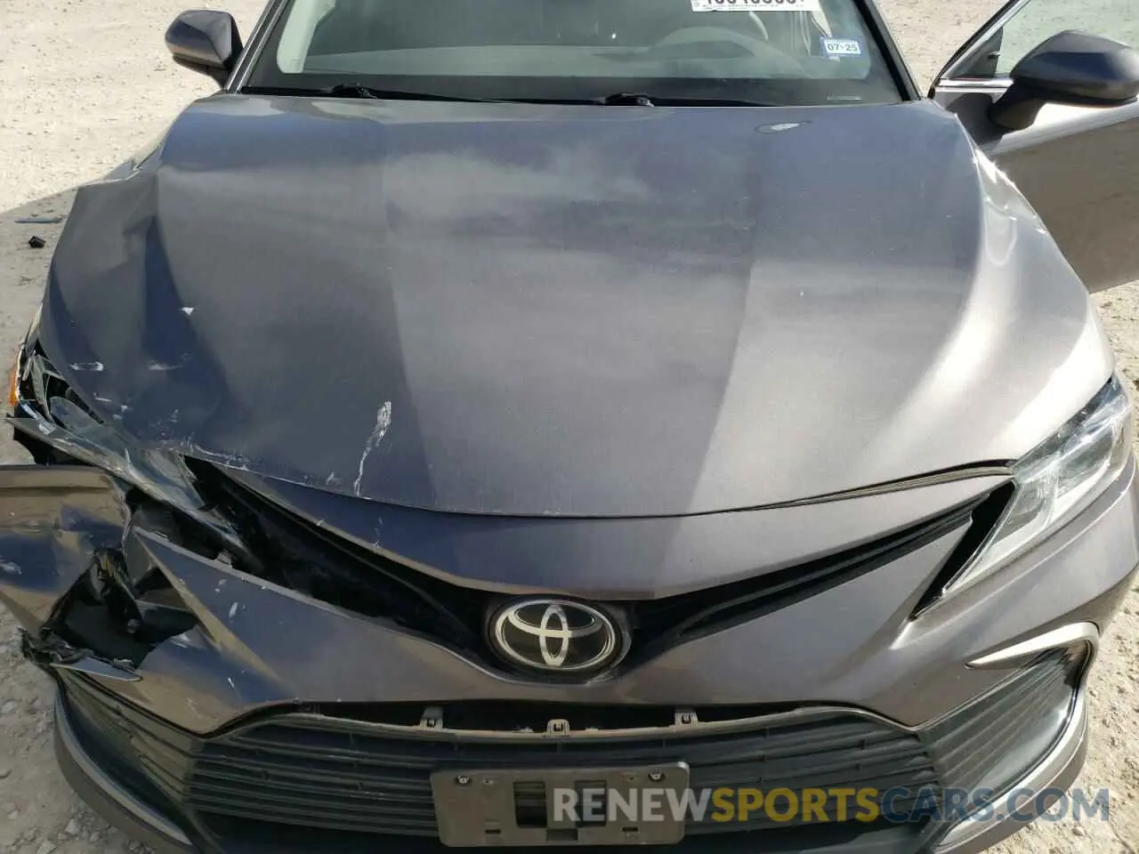 11 Photograph of a damaged car 4T1C11AK3MU598627 TOYOTA CAMRY 2021