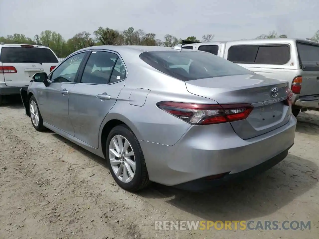 3 Photograph of a damaged car 4T1C11AK3MU600604 TOYOTA CAMRY 2021